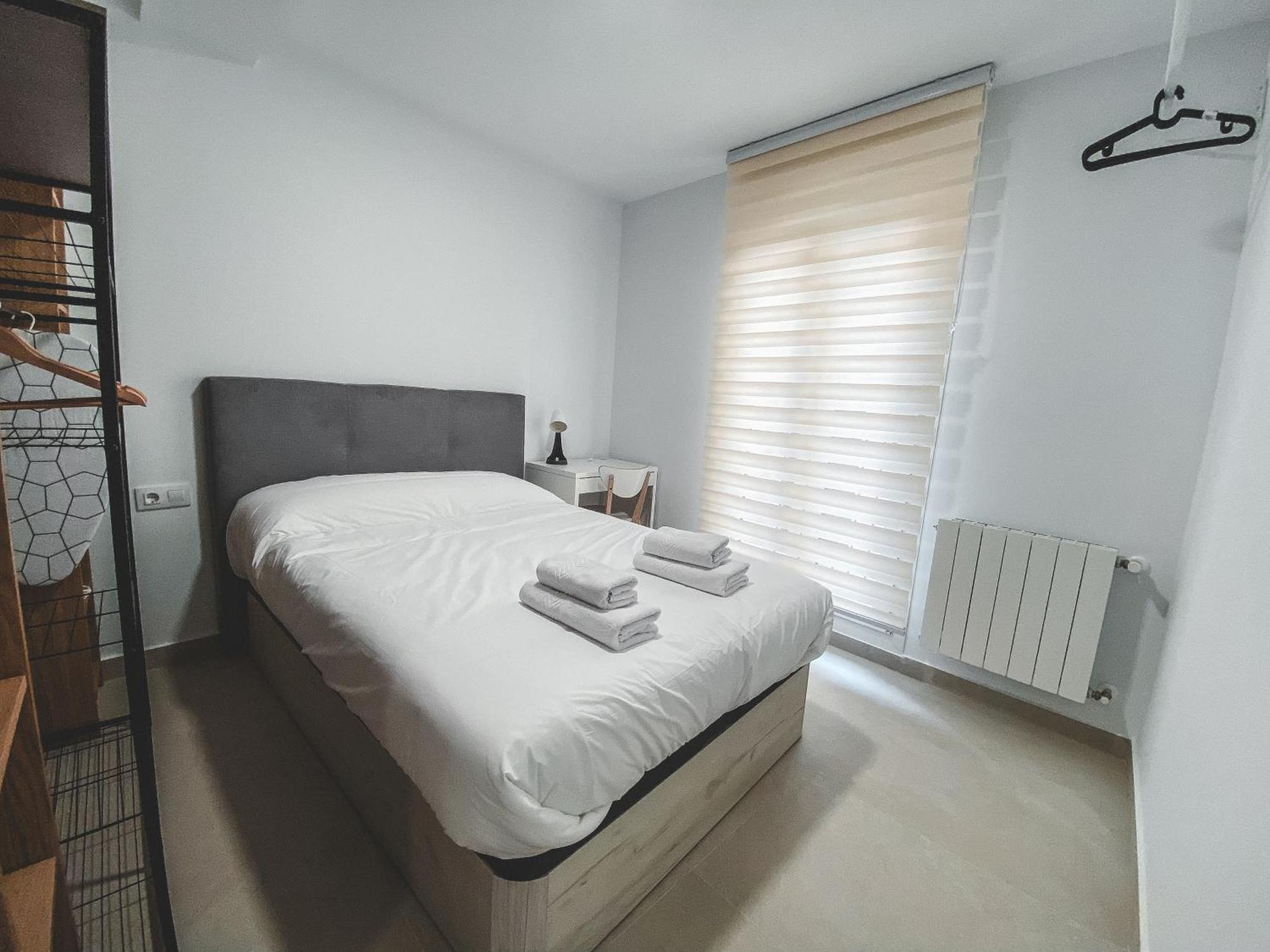 Casa San Juan - Habitaciones Privadas Logroño Extérieur photo